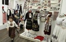 Відома майстриня відкрила у Львові музей автентичного українського одягу (фото)