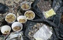 У Луцьку поліція вилучила у місцевого мешканця 100 кілограмів бурштину (фото, відео)
