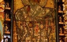 У Києво-Печерській лаврі до 18 грудня перебуває чудотворна ікона Святителя Миколая з храму в Чорнобилі (рос.)