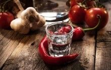 Каждый пятый читатель УНИАН доверяет чесноку в профилактике гриппа, почти столько же выбирают алкоголь - опрос