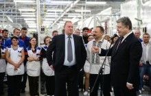 Порошенко переконаний, що в Україні вже є "перші паростки економічного зростання"