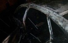 В Одесі іномарка знесла високовольтну опору і загорілася, водій втік (фото)