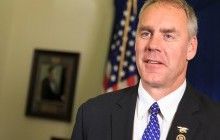 Трамп назначил министром внутренних дел США бывшего "морского котика"