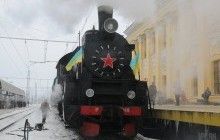 В Харькове запустили ретропоезд к празднику Николая (фото)