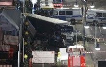 Полиция считает, что водитель грузовика в центре Берлина намеренно въехал в толпу