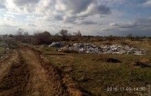 Одесити скаржаться на стихійні звалища на Жеваховій горі: мерія рекомендує йти в поліцію