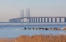 Из-за урагана закрыли мост, соединяющий Данию со Швецией