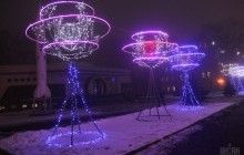 В Днепре зажгли миллионы праздничных огней (фоторепортаж)
