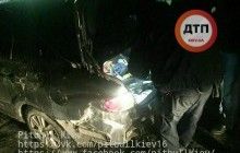 В Киеве патрульные ночью устроили погоню за автомобилем со стрельбой (фото)