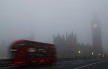 Аэропорты Лондона отменили сотни рейсов из-за тумана (фотогалерея)