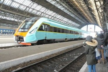 До кінця 2023 року у всіх потягах Інтерсіті+ з'явиться інтернет від Starlink