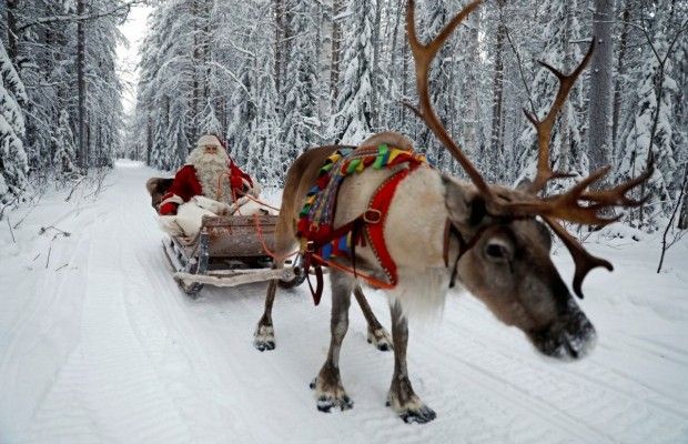 Північноамериканське повітряне командування виявило в небі санчата Санта-Клауса