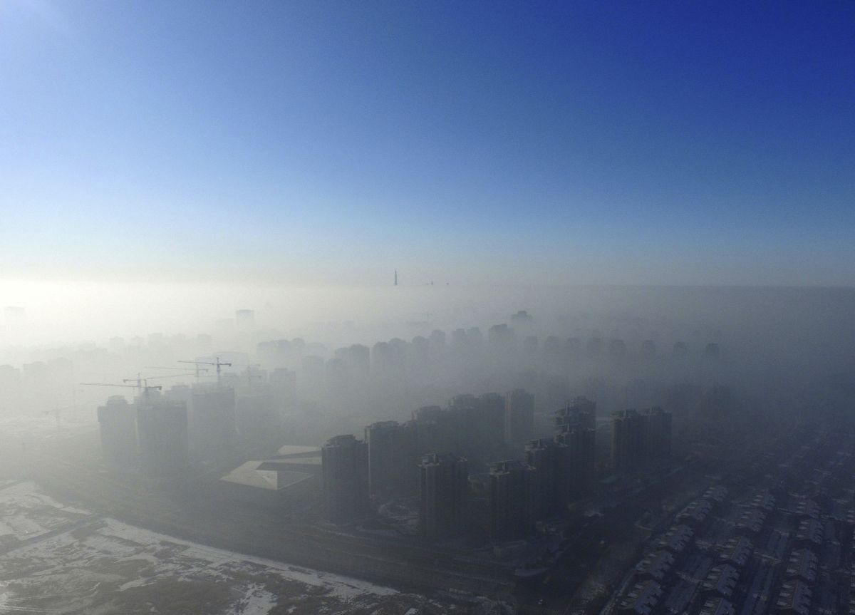 Найбільше від забруднення повітря страждають діти в Азії / Ілюстрація REUTERS