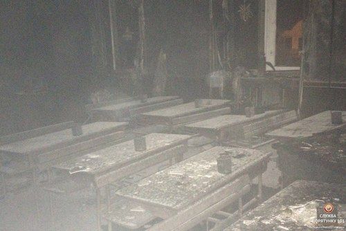 На Тернопільщині у перший день нового року горіла школа На Тернопільщині у перший день нового року горіла школа