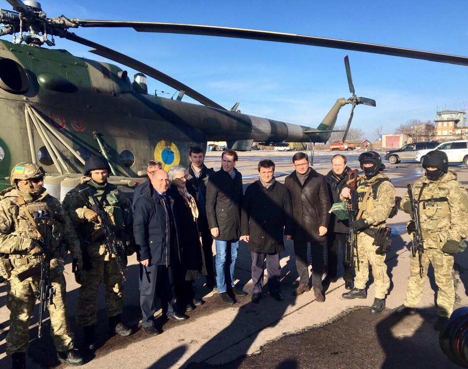 Клімкін та Курц завершили візит до Донецької області / facebook.com/UkraineMFA Клімкін та Курц завершили візит до Донецької області / facebook.com/UkraineMFA