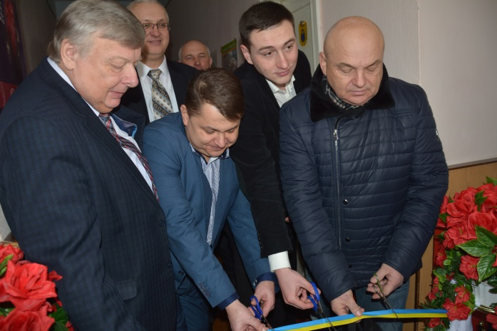 На Тернопільщині створили ще одну підстанцію екстреної медичної допомоги На Тернопільщині створили ще одну підстанцію екстреної медичної допомоги