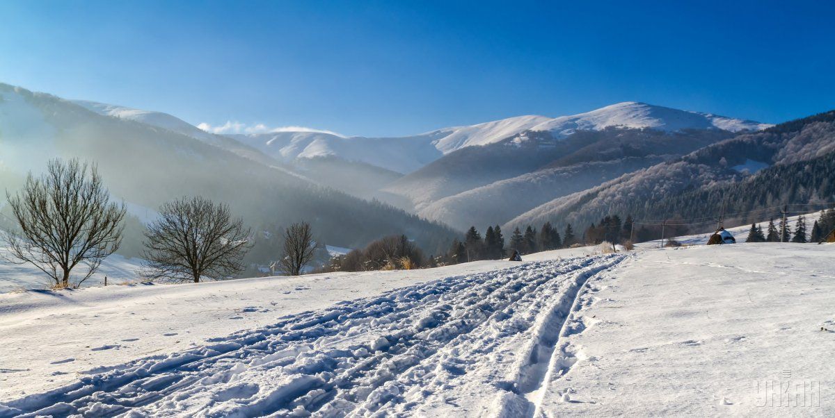 На высокогорье Карпат возможны лавины / Фото УНИАН На высокогорье Карпат возможны лавины / Фото УНИАН