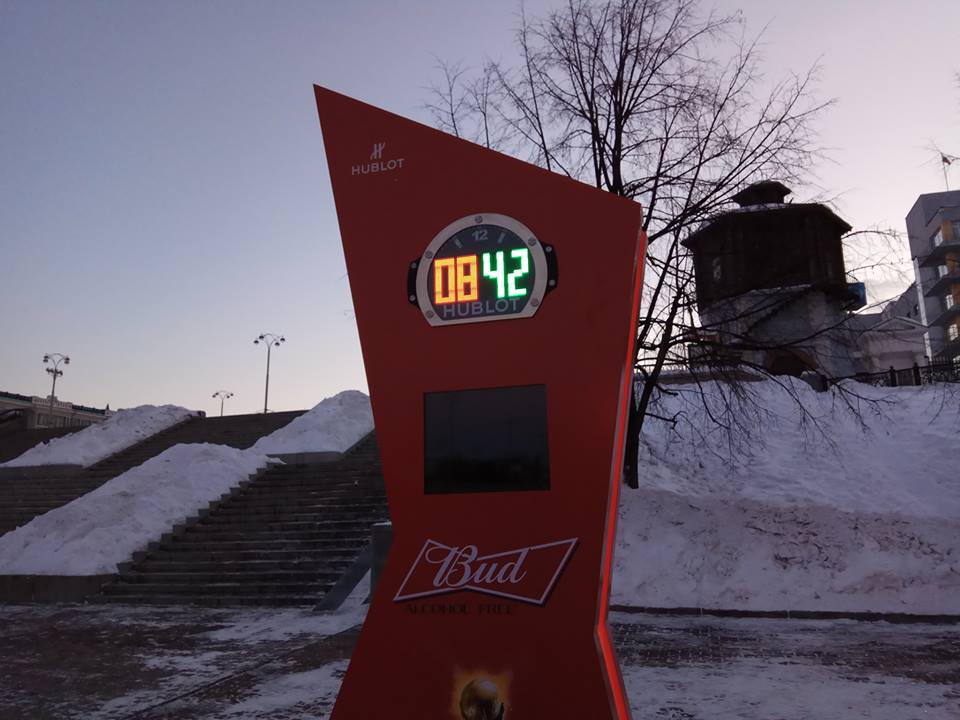 Годинник в Єкатеринбурзі пропрацювали менше доби / ngzt.ru Годинник в Єкатеринбурзі пропрацювали менше доби / ngzt.ru
