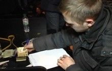 У Києві затримали банду в складі 29 осіб, яка нападала на інтернет-клуби (фото)