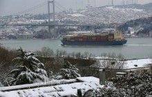 На Турцию обрушились сильные снегопады, парализовав Стамбул (фото)
