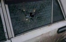 У Тернополі невідомі обстріляли 10 автомобілів (фото)
