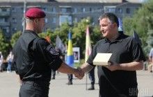Вогнепальні нагороди від Авакова: журналісти дізналися, кому глава МВС роздавав зброю (інфографіка)