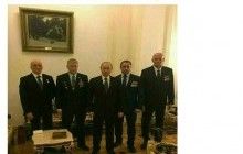 У мережі з'явилося фото Путіна з командиром найманців "ПВК Вагнера": у Кремлі вже прокоментували