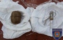 На Одещині чоловік розвісив гранати на паркані власного подвір'я та погрожував їх підірвати (фото)