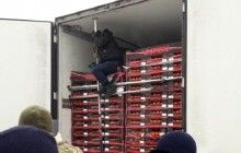 Іранець, намагаючись нелегально потрапити до Німеччини у холодильнику, помилково приїхав в Україну (відео)