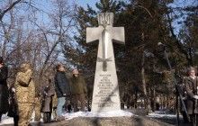 В Днепре открыли памятник воинам армии УНР