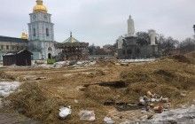 "Постапокаліптичний" Київ або що залишилось від новорічного "Міста розваг" (фото)
