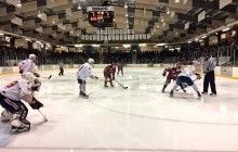 Игроки канадской хоккейной команды вышли на лед в украинских вышиванках (видео)