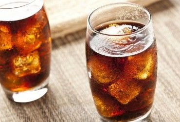 У ЦГЗ розказали, як зменшити споживання солодких газованих напоїв