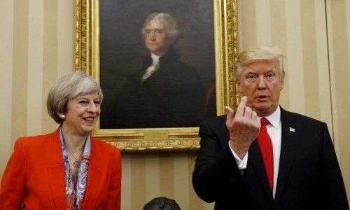 Ця "дружба" стане тягарем для Мей :