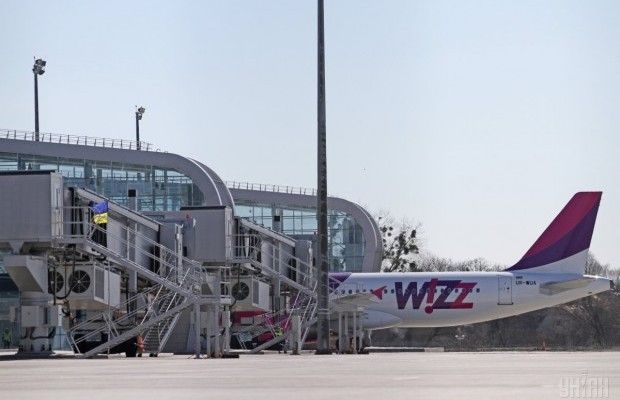Лоукостер Wizz Air начнет полеты из Львова в Дортмунд на два месяца раньше