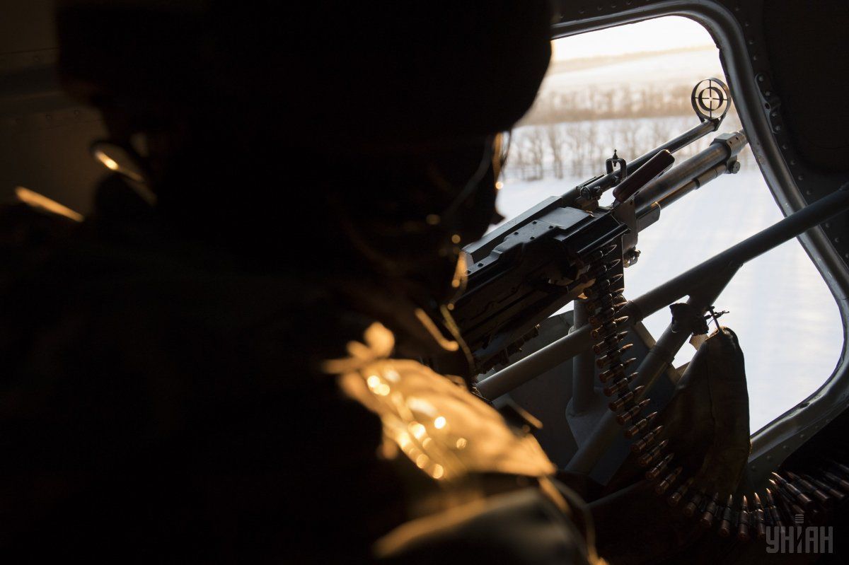 На Донецькому напрямку позиції у районі Троїцького ворог обстріляв з мінометів / Фото УНИАН На Донецькому напрямку позиції у районі Троїцького ворог обстріляв з мінометів / Фото УНИАН