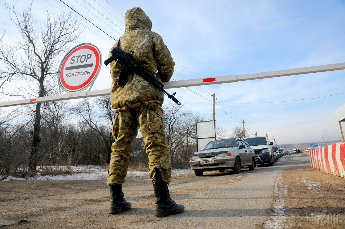 Накануне Пасхальных праздников очереди на украинско-польской границе увеличились / Фото УНИАН Накануне Пасхальных праздников очереди на украинско-польской границе увеличились / Фото УНИАН