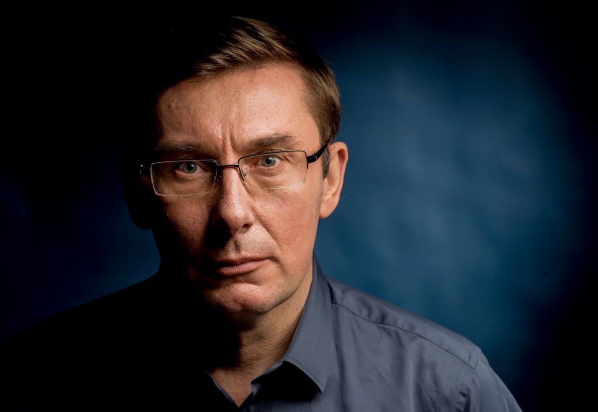 Політолог назвав нардепів, які зробили послугу Януковичу Політолог назвав нардепів, які зробили послугу Януковичу