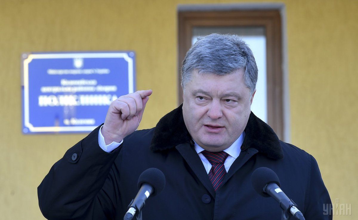 порошенко анонсував розгляд питання блокади на РНБО / Фото УНІАН порошенко анонсував розгляд питання блокади на РНБО / Фото УНІАН