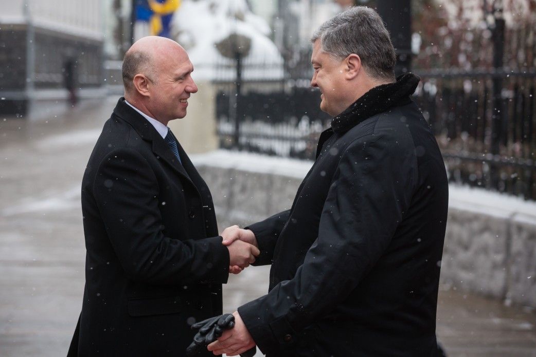 Порошенко заявив, що обговорив із молдавським колегою, що забезпечить безпеку та мир / president.gov.ua Порошенко заявив, що обговорив із молдавським колегою, що забезпечить безпеку та мир / president.gov.ua