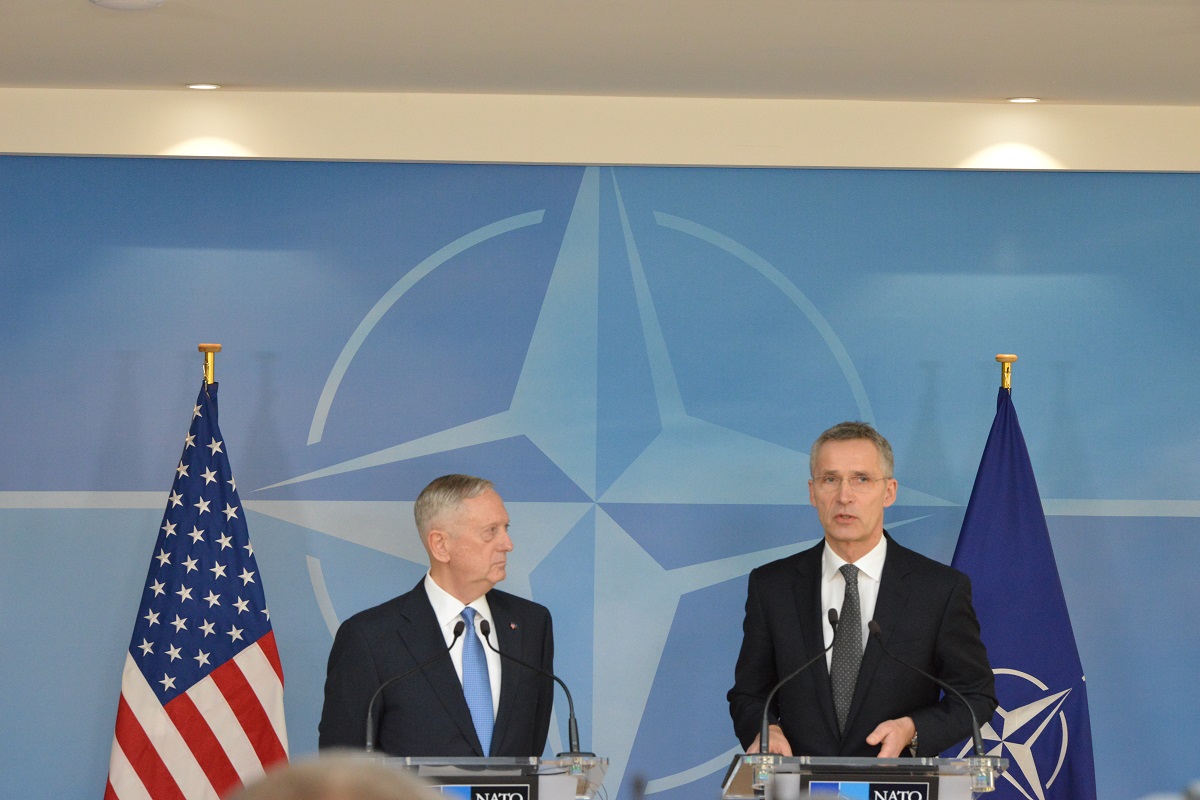 Глава Пентагону підтвердив прихильність США до союзників по Альянсу / УНИАН Глава Пентагону підтвердив прихильність США до союзників по Альянсу / УНИАН