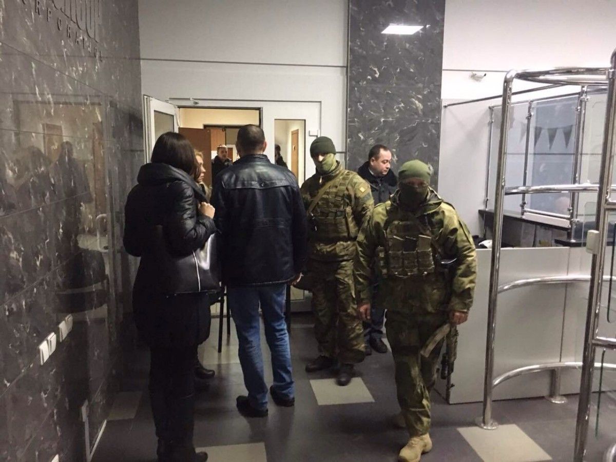 Голова фінкомітету Ради Рибалка заявив про тиск на нього з боку ГПУ і СБУ Голова фінкомітету Ради Рибалка заявив про тиск на нього з боку ГПУ і СБУ