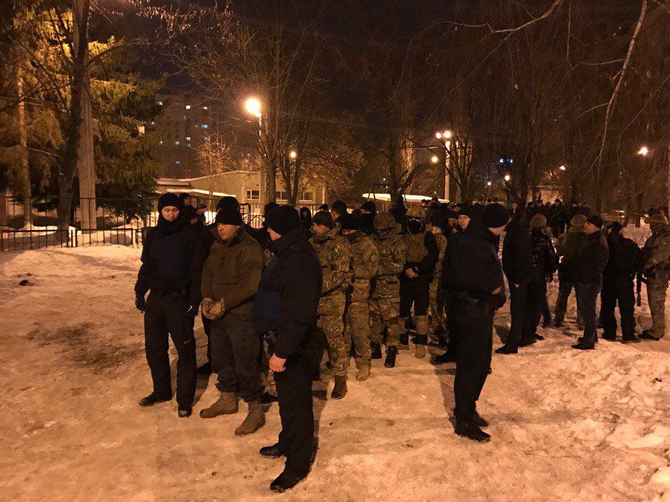 В перестрілці отримала поранення одна людина / twitter.com/Hromadske_kh В перестрілці отримала поранення одна людина / twitter.com/Hromadske_kh