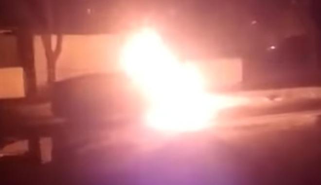 Іномарку швидко загасили / скріншот Іномарку швидко загасили / скріншот