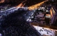 Romanians rally in biggest anti-corruption protest in decades