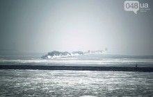 В Одессе горизонт спрятался за густым туманом (фоторепортаж)