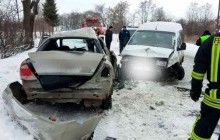 На Львівщині зіткнулися два автомобіля, загинула жінка (фото)