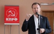 У Кремлі уникають коментарів про переїзд екс-депутата Держдуми до України, який назвав помилкою окупацію Криму