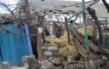 Бойовики вгатили по селу під Волновахою: поранено чоловіка й його сина, пошкоджено 15 будинків (фото)