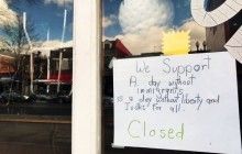 В США уволили больше ста прогулявших работу мигрантов, бравших участие в протестах против Трампа